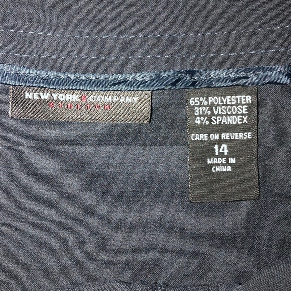 New York and company stretch skirt - Picture 4 of 4